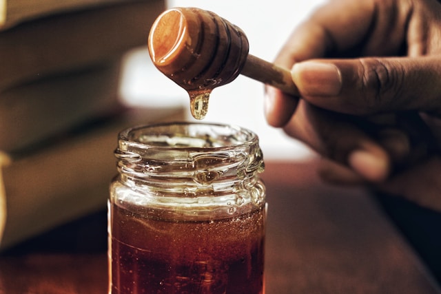 You are currently viewing Quelle alternative au sucre choisir ? Comparatif des options naturelles